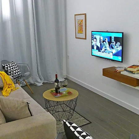 Alma Calatrava Apartment