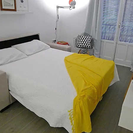 Apartment Alma Calatrava